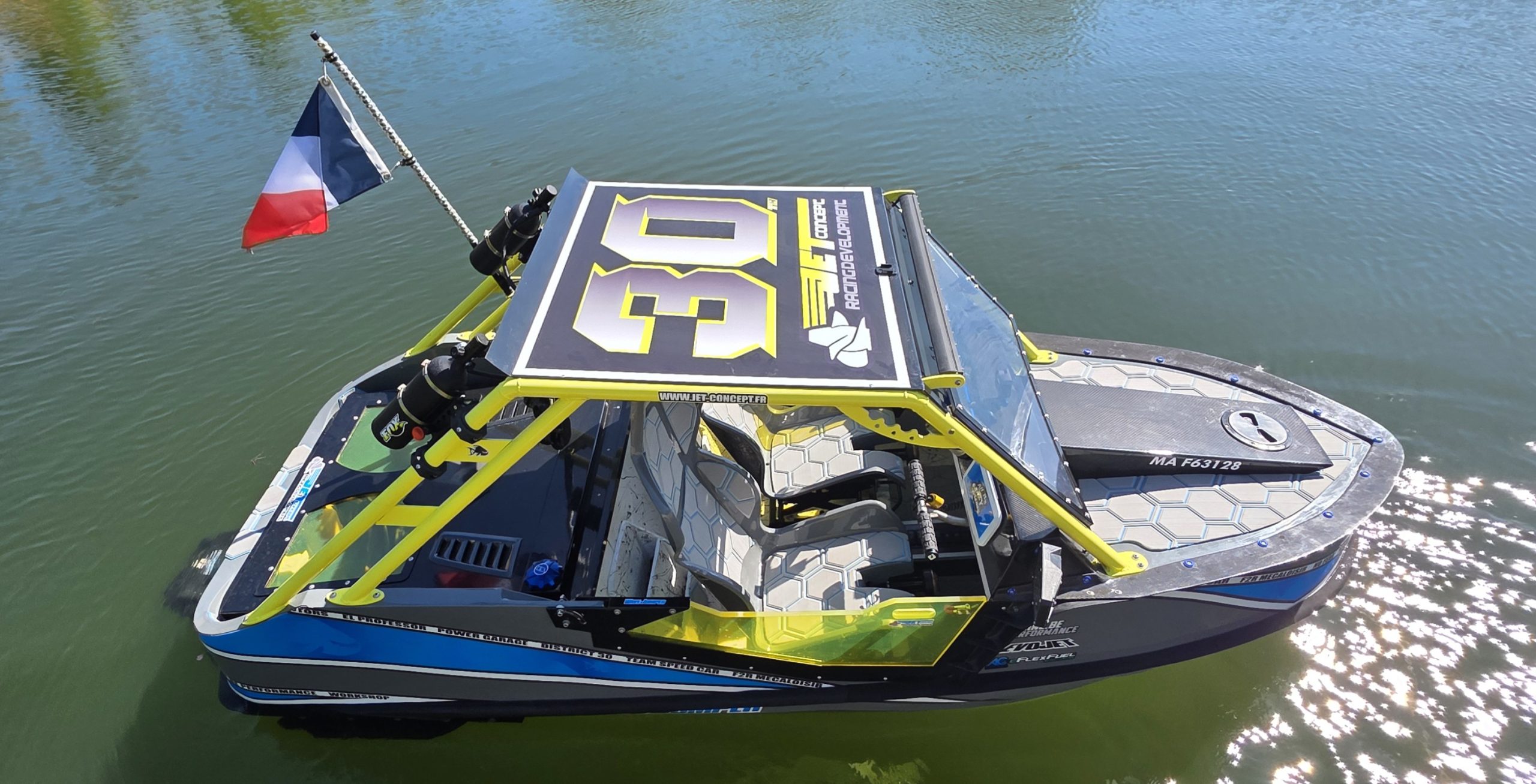 Jet Boat vue avant